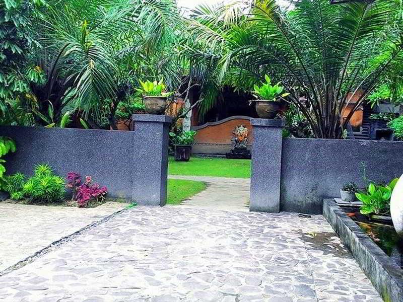 Puri Maharani Boutique Hotel Denpasar  Exterior photo